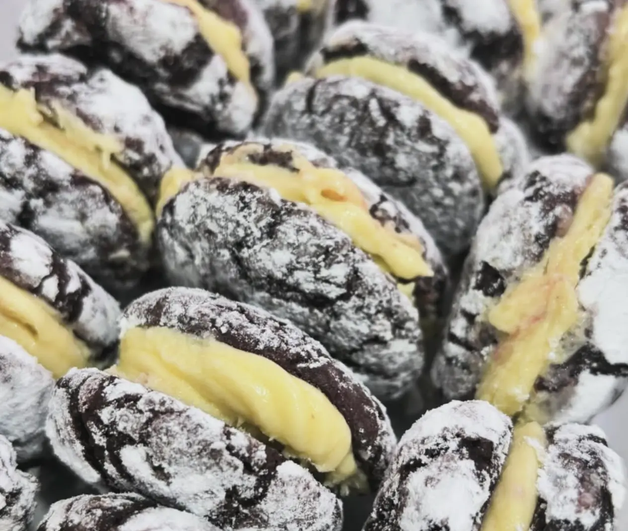 Crinkles with Creamcheese Filling